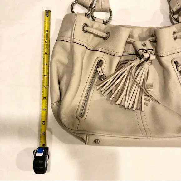 NWOT B. Makowski Ivory Sadie Tassel Shoulder Bag - Picture 7 of 13